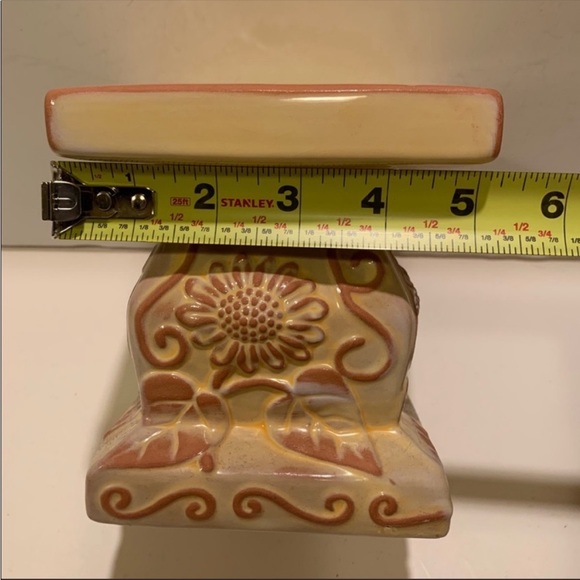 SL@H TUSCAN GLAZED SOFT YELLOW Pedestal - Picture 4 of 9